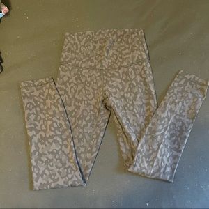 Lululemon leggings